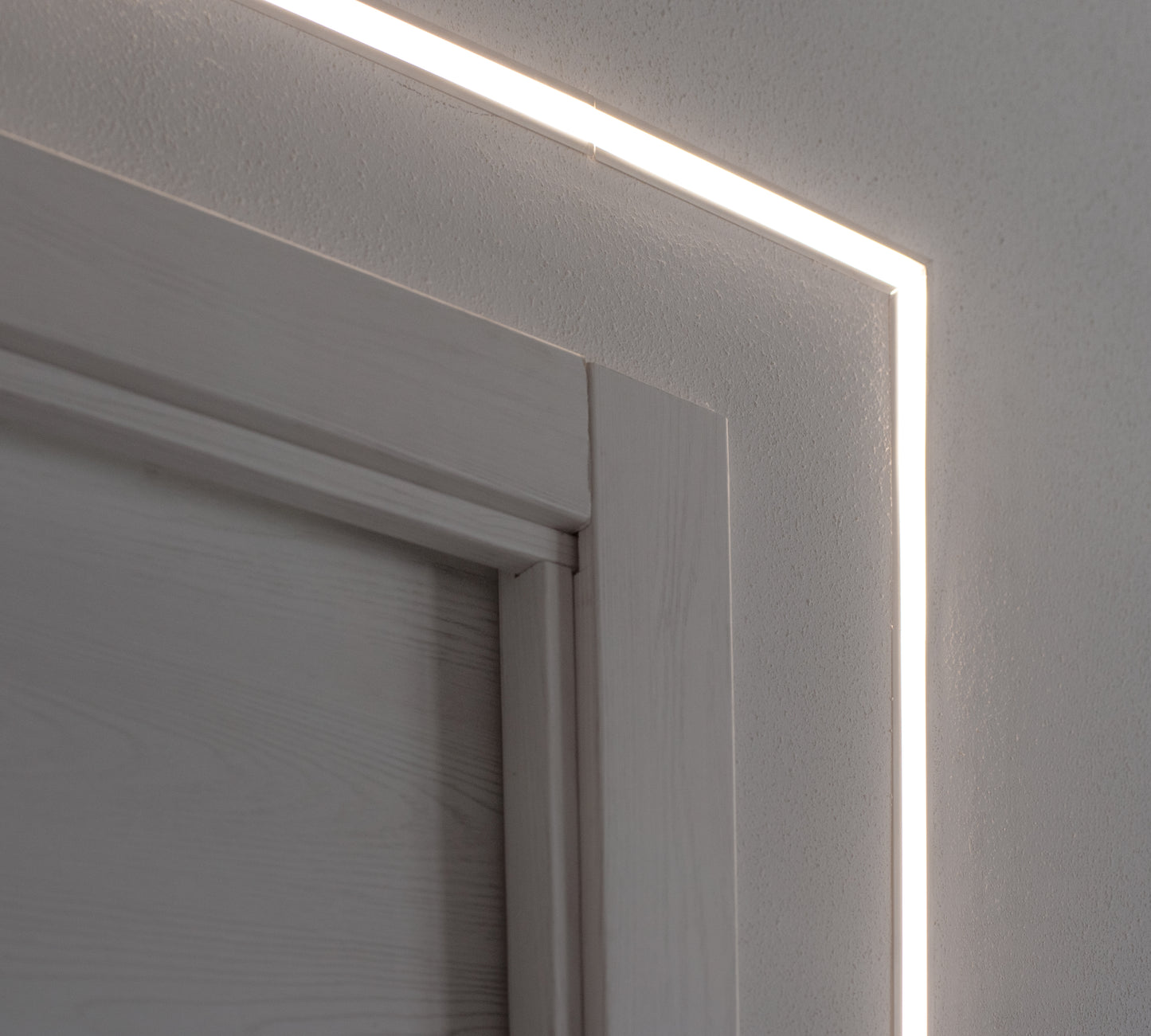 BLEND - Profilo LED flessibile filomuro in alluminio